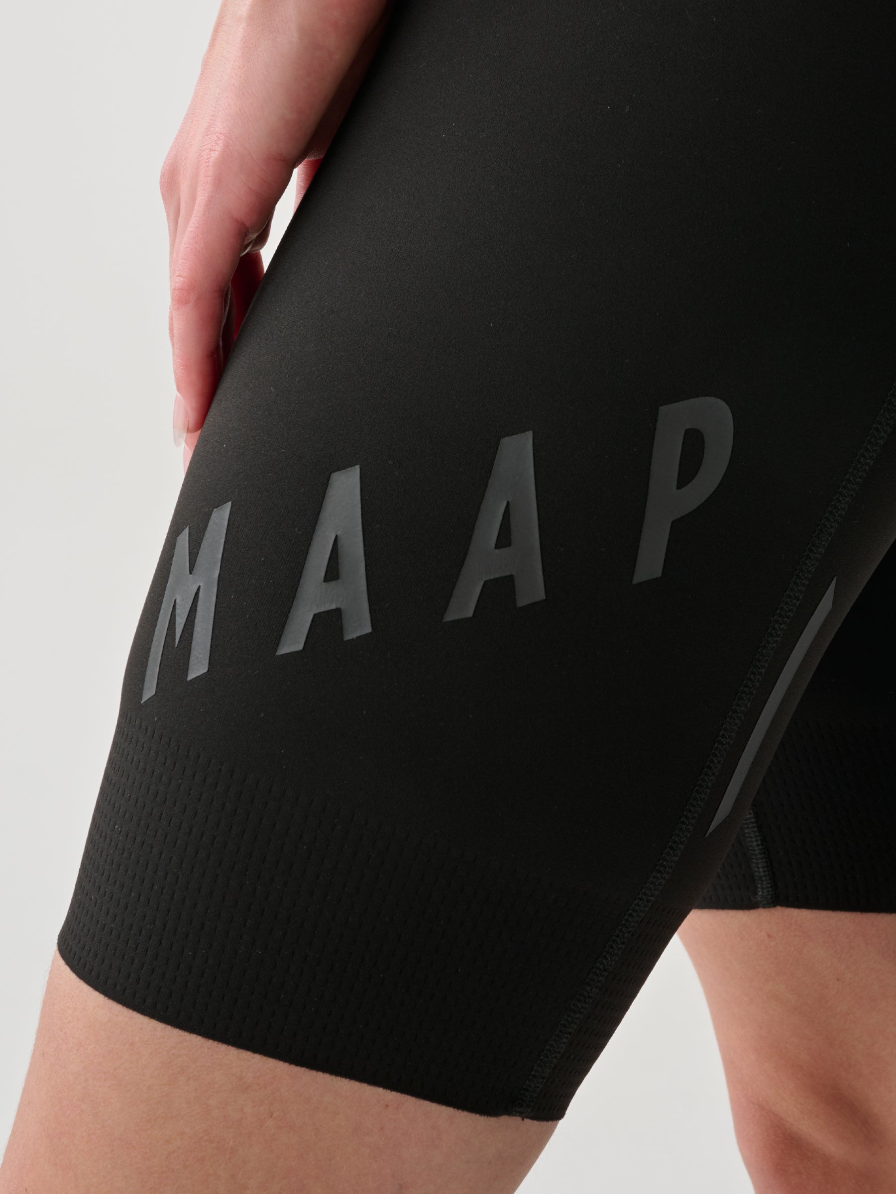 Women's Aeon Bib Short